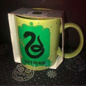 Harry Potter house Slytherin mug
